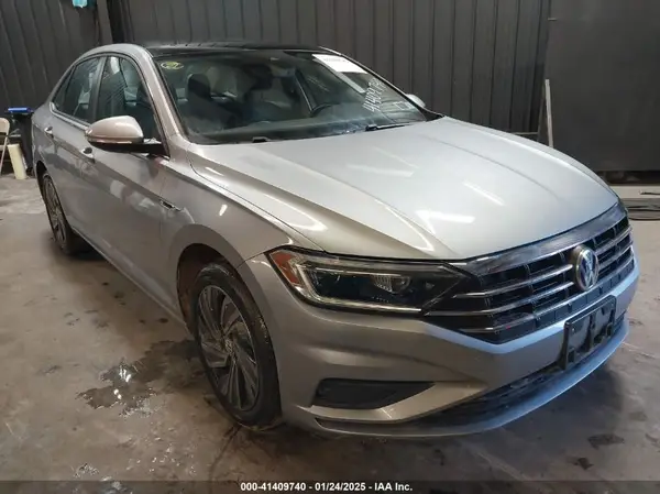 3VWG57BU4KM218920 2019 VOLKSWAGEN JETTA - Image 1