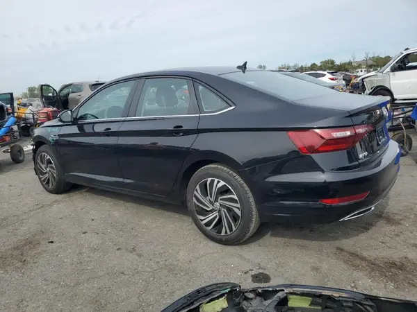 3VWG57BU4MM018641 2021 VOLKSWAGEN JETTA - Image 2