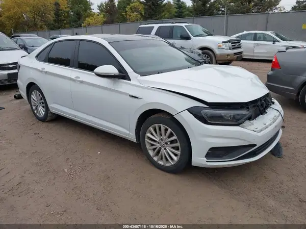 3VWG57BU5KM179111 2019 VOLKSWAGEN JETTA - Image 1