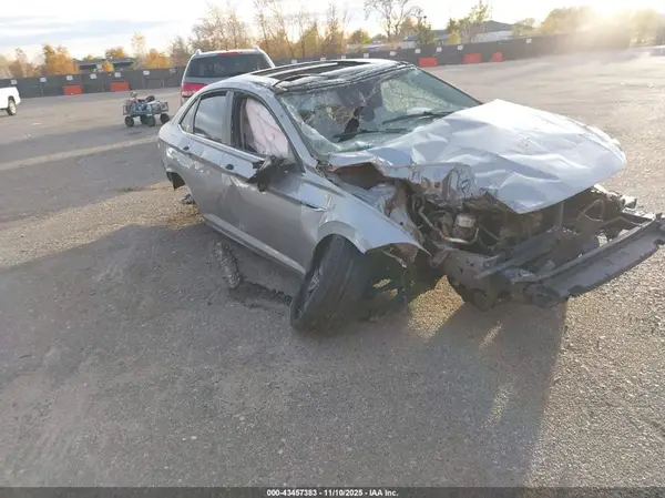 3VWG57BU7KM269425 2019 VOLKSWAGEN JETTA - Image 1