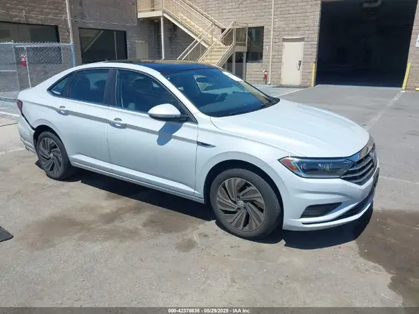 3VWG57BU8KM040476 2019 VOLKSWAGEN JETTA - Image 1