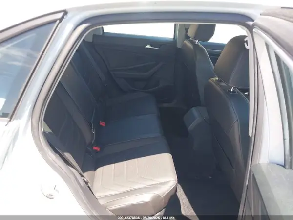 3VWG57BU8KM040476 2019 VOLKSWAGEN JETTA - Image 8