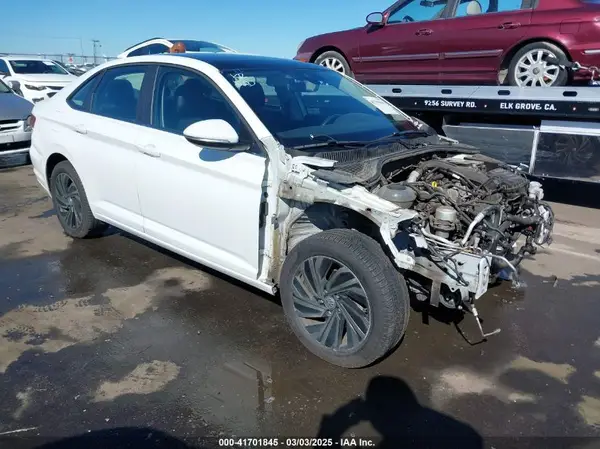 3VWG57BU8KM069380 2019 VOLKSWAGEN JETTA - Image 1