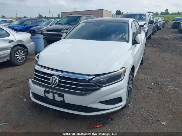 3VWG57BU8MM033658 2021 VOLKSWAGEN JETTA - Image 2