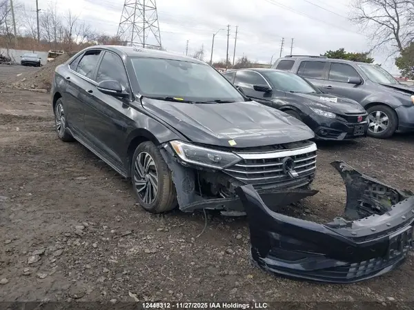 3VWG57BU9KM100099 2019 VOLKSWAGEN JETTA - Image 1