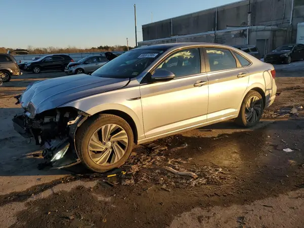 3VWG57BU9KM255025 2019 VOLKSWAGEN JETTA - Image 1