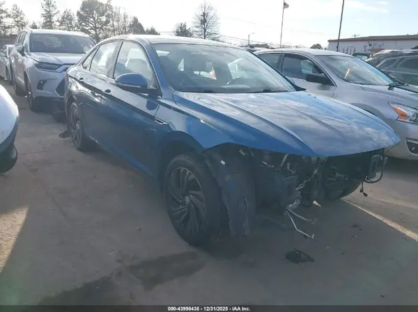 3VWG57BUXKM167777 2019 VOLKSWAGEN JETTA - Image 1