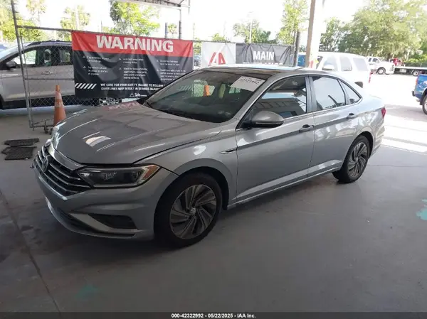 3VWG57BUXKM219442 2019 VOLKSWAGEN JETTA - Image 2