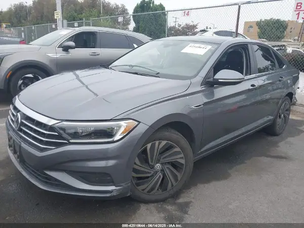 3VWGB7BU2KM169175 2019 VOLKSWAGEN JETTA - Image 2