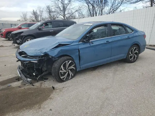3VWGX7BU2SM017785 2025 VOLKSWAGEN JETTA - Image 1