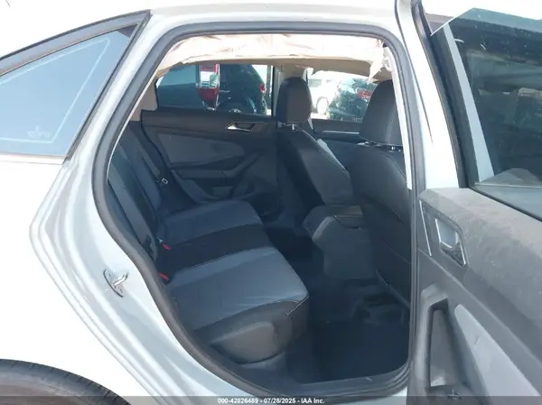 3VWGX7BU5SM039652 2025 VOLKSWAGEN JETTA - Image 8