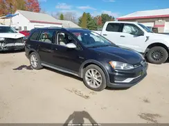 3VWH17AU0HM509182 2017 VOLKSWAGEN GOLF