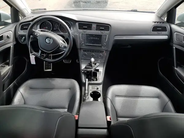 3VWH17AU0HM513362 2017 VOLKSWAGEN GOLF - Image 8
