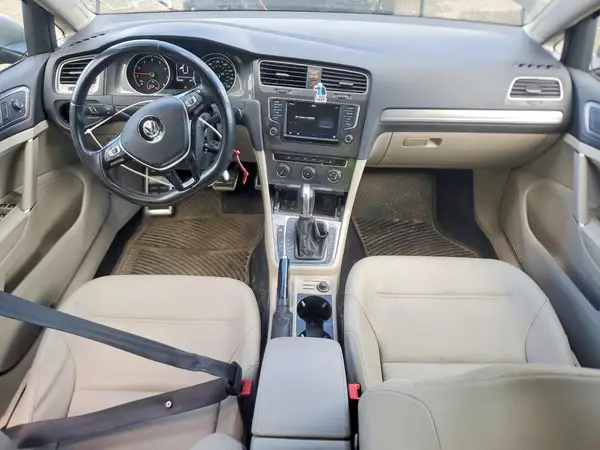 3VWH17AU0HM514706 2017 VOLKSWAGEN GOLF - Image 8