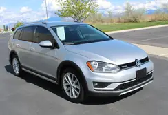 3VWH17AU0HM519775 2017 VOLKSWAGEN GOLF