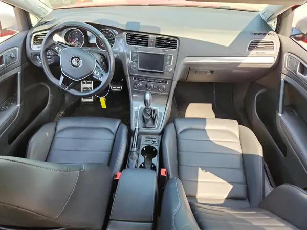 3VWH17AU0HM522725 2017 VOLKSWAGEN GOLF - Image 8