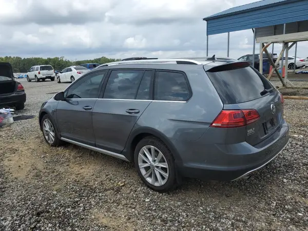 3VWH17AU0HM533482 2017 VOLKSWAGEN GOLF - Image 2