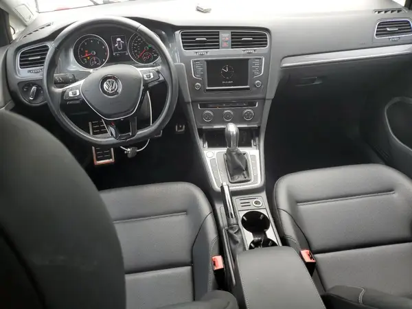 3VWH17AU0HM533482 2017 VOLKSWAGEN GOLF - Image 8