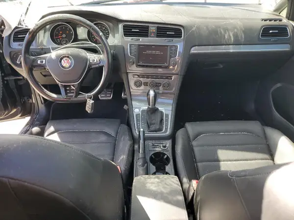3VWH17AU0HM537838 2017 VOLKSWAGEN GOLF - Image 8