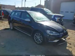 3VWH17AU0JM754697 2018 VOLKSWAGEN GOLF