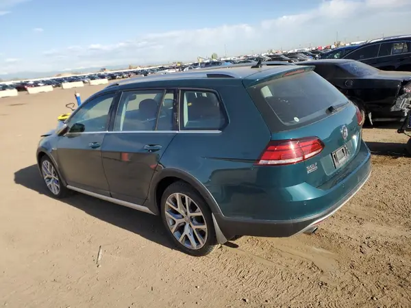 3VWH17AU0KM505429 2019 VOLKSWAGEN GOLF - Image 2