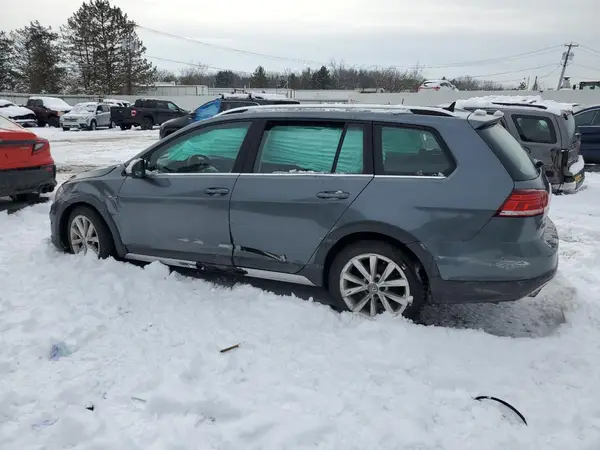 3VWH17AU0KM524546 2019 VOLKSWAGEN GOLF - Image 2