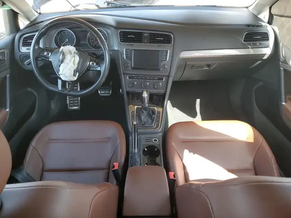 3VWH17AU1HM509787 2017 VOLKSWAGEN GOLF - Image 8