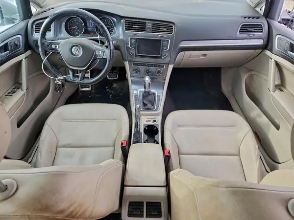 3VWH17AU1HM518134 2017 VOLKSWAGEN GOLF - Image 8