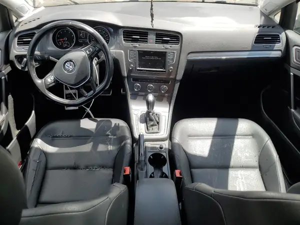 3VWH17AU1HM520790 2017 VOLKSWAGEN GOLF - Image 8