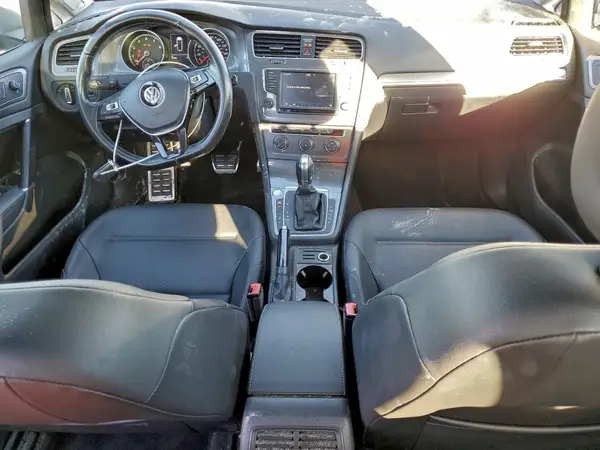 3VWH17AU1HM522961 2017 VOLKSWAGEN GOLF - Image 8