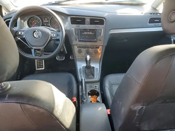 3VWH17AU1HM533409 2017 VOLKSWAGEN GOLF - Image 8