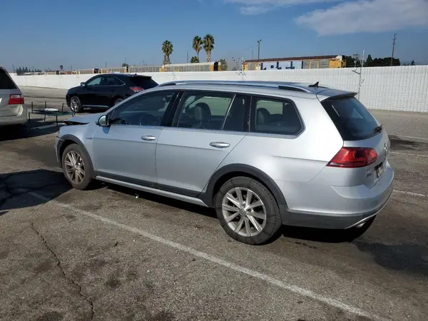 3VWH17AU1HM534172 2017 VOLKSWAGEN GOLF - Image 2