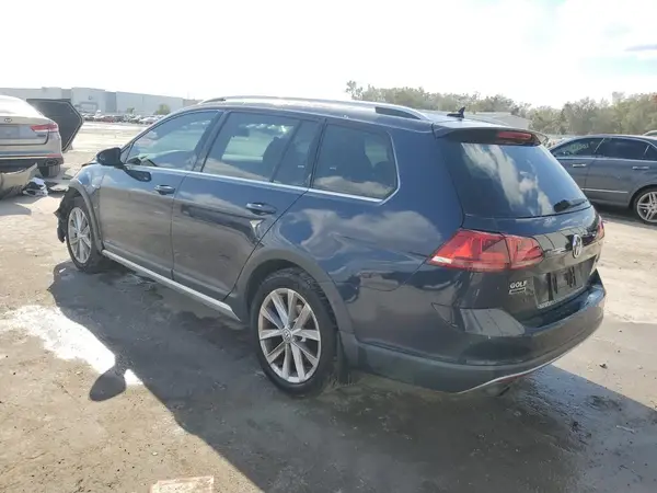 3VWH17AU1HM536150 2017 VOLKSWAGEN GOLF - Image 2