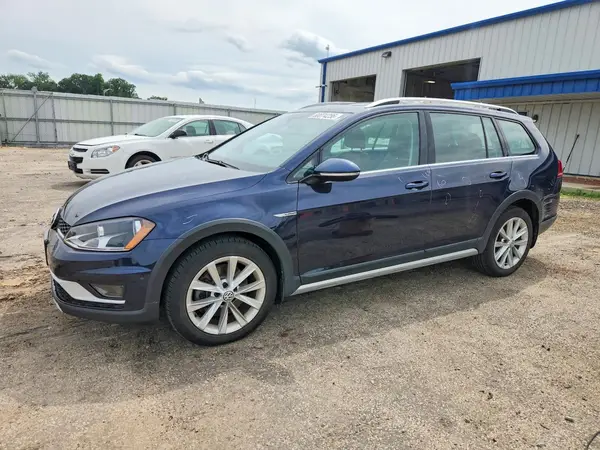3VWH17AU1HM538786 2017 VOLKSWAGEN GOLF - Image 1