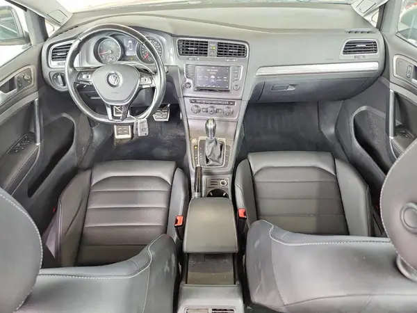 3VWH17AU1HM541512 2017 VOLKSWAGEN GOLF - Image 8