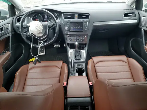 3VWH17AU1HM542952 2017 VOLKSWAGEN GOLF - Image 8