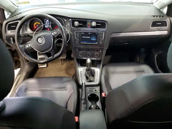 3VWH17AU1HM544054 2017 VOLKSWAGEN GOLF - Image 8
