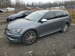 3VWH17AU1JM755003 2018 VOLKSWAGEN GOLF