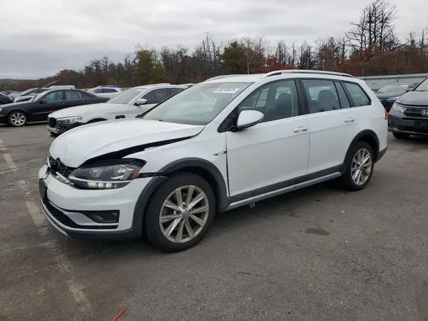 3VWH17AU1KM508243 2019 VOLKSWAGEN GOLF - Image 1