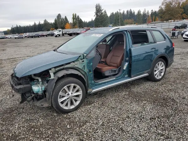 3VWH17AU1KM516830 2019 VOLKSWAGEN GOLF - Image 1