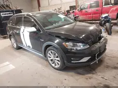 3VWH17AU1KM522501 2019 VOLKSWAGEN GOLF