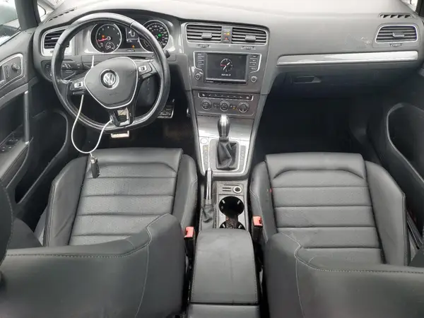 3VWH17AU2HM506378 2017 VOLKSWAGEN GOLF - Image 8