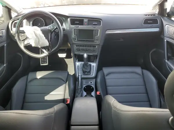 3VWH17AU2HM507868 2017 VOLKSWAGEN GOLF - Image 8
