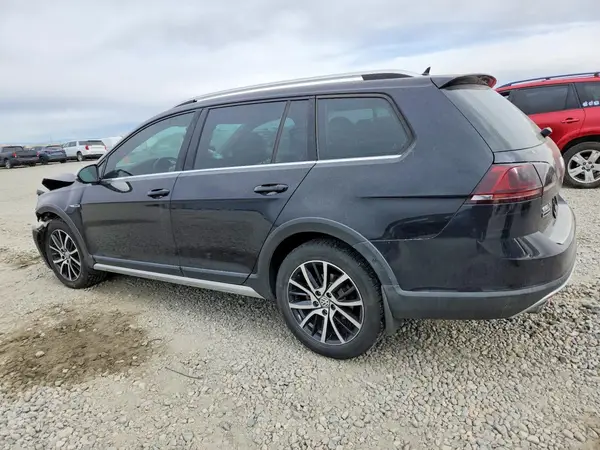 3VWH17AU2HM510611 2017 VOLKSWAGEN GOLF - Image 2