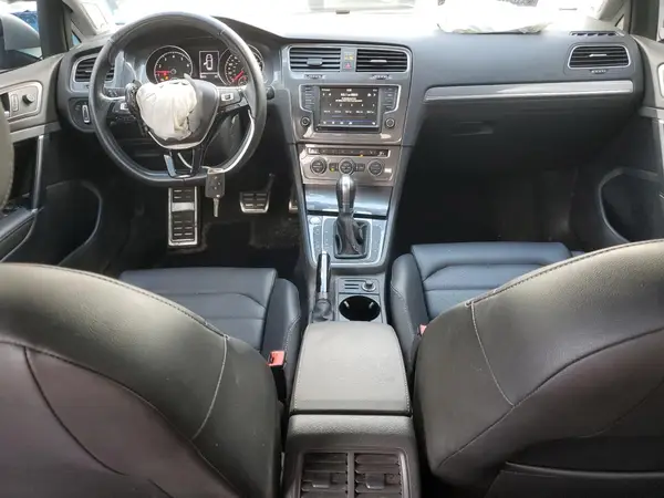 3VWH17AU2HM514495 2017 VOLKSWAGEN GOLF - Image 8
