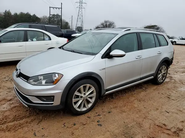 3VWH17AU2HM523391 2017 VOLKSWAGEN GOLF - Image 1