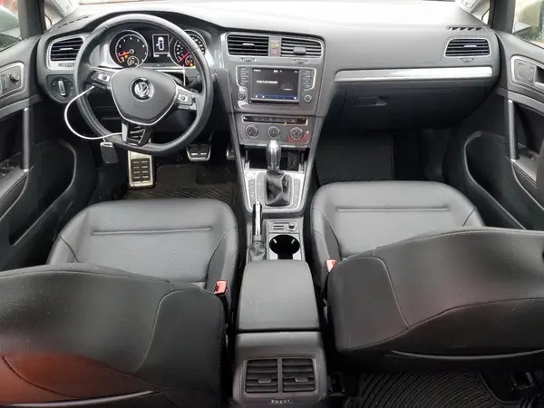 3VWH17AU2HM523391 2017 VOLKSWAGEN GOLF - Image 8