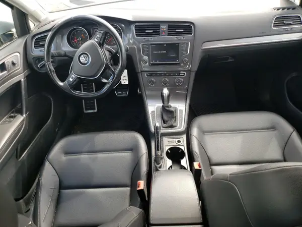 3VWH17AU2HM527151 2017 VOLKSWAGEN GOLF - Image 8