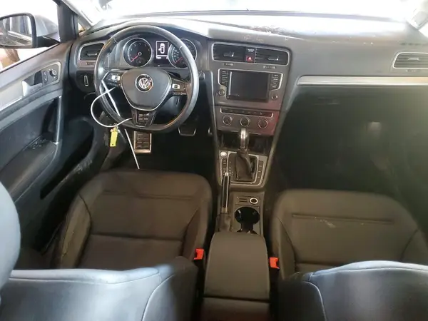 3VWH17AU2HM534634 2017 VOLKSWAGEN GOLF - Image 8