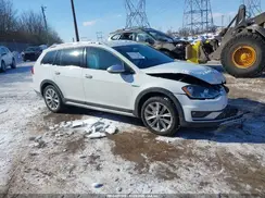 3VWH17AU2HM540918 2017 VOLKSWAGEN GOLF